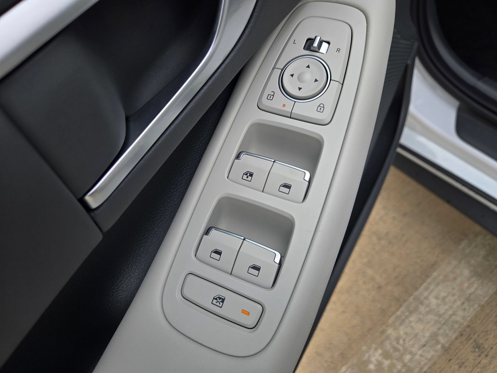 New 2026 Hyundai Sonata Blue FWD image 19