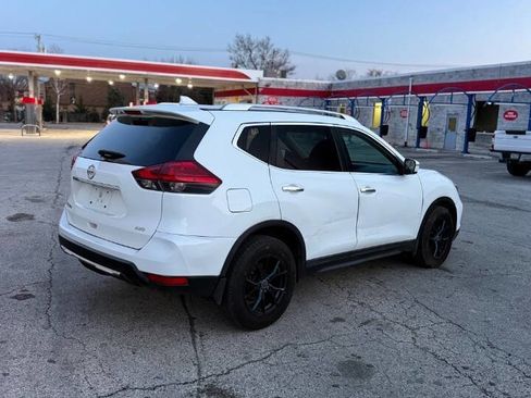 Used 2017 Nissan Rogue S w/ S Appearance Package image 4