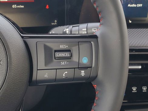 New 2025 Nissan Kicks SR w/ SR Premium Package image 17