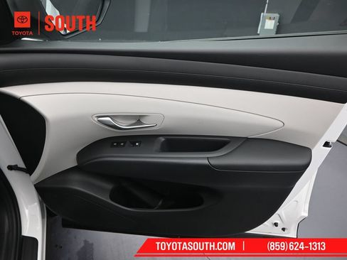 Used 2025 Hyundai Tucson SEL FWD image 27