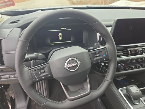 New 2026 Nissan Pathfinder Platinum image 20