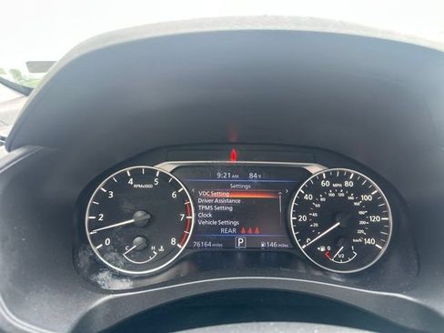 Used 2024 Nissan Altima 2.5 SV FWD image 13