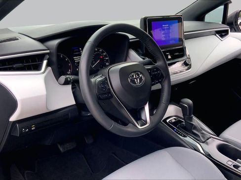 Used 2024 Toyota Corolla SE FWD image 17