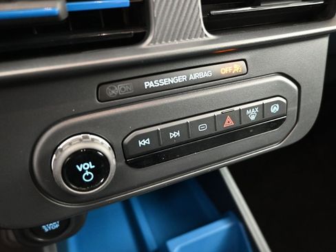 New 2026 Ford Maverick XLT image 15