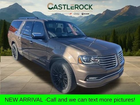 Used 2017 Lincoln Navigator L Select image 1