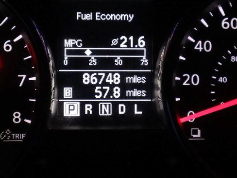 Used 2013 Nissan Rogue S AWD/4WD image 28
