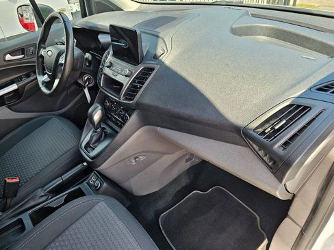 Used 2019 Ford Transit Connect XLT image 22