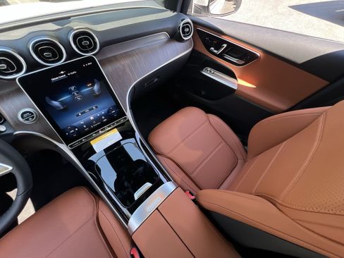 New 2026 Mercedes-Benz GLC 300 4MATIC image 14
