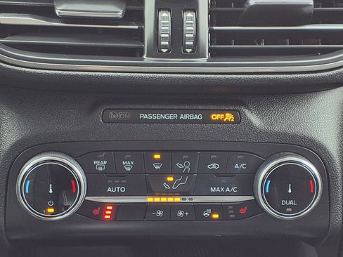 Certified 2023 Ford Escape Active image 10