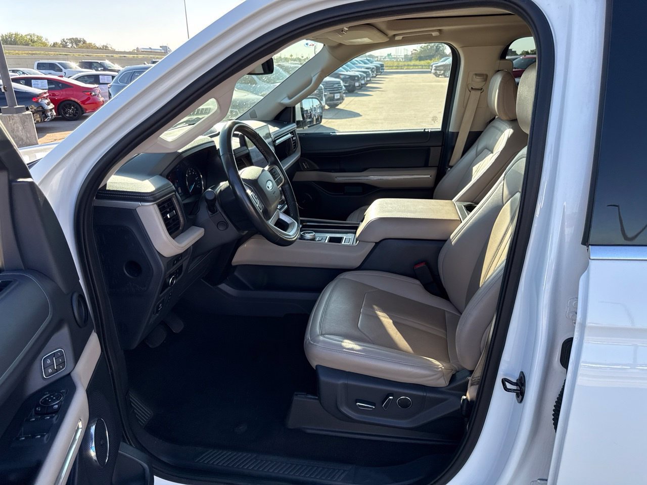 Used 2024 Ford Expedition Max Limited RWD image 20