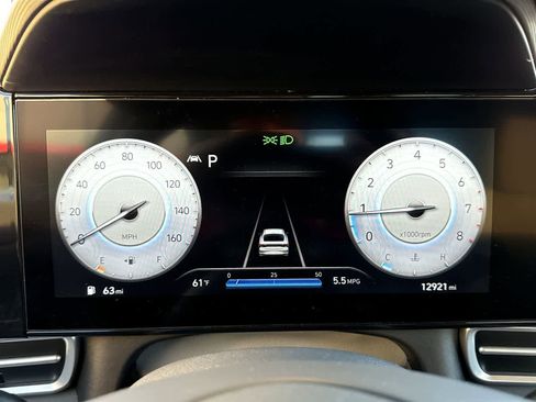 Used 2023 Hyundai Elantra SEL w/ Convenience Package image 17