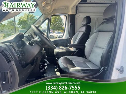 Used 2023 RAM ProMaster 2500 image 9