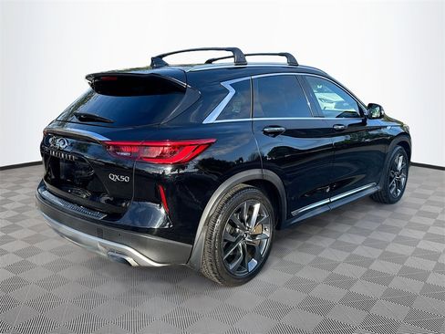 Used 2019 INFINITI QX50 Essential w/ Sensory Package image 6