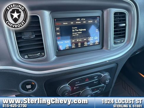 Used 2022 Dodge Charger SXT w/ Leather Interior Group image 18