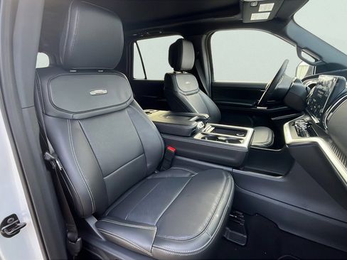 New 2026 Ford Expedition Platinum w/ Stealth Performance Package image 20