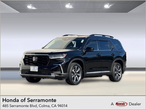 Used 2023 Honda Pilot Elite image 1