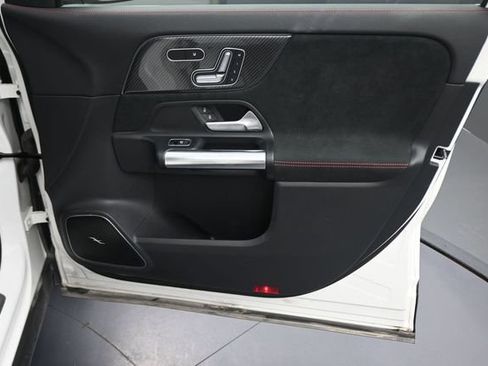Used 2021 Mercedes-Benz GLA 45 AMG 4MATIC image 13