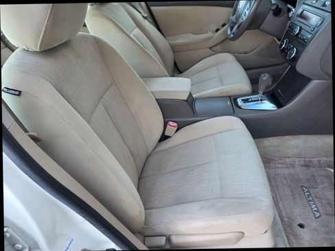 Used 2011 Nissan Altima 2.5 S image 13