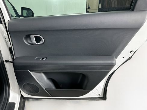 Used 2024 Hyundai Ioniq 5 SE image 29