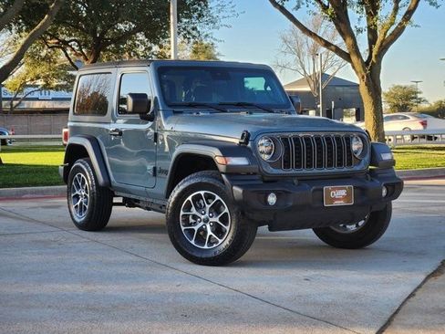 Used 2025 Jeep Wrangler Sport S image 2