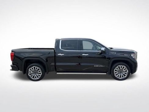 Used 2024 GMC Sierra 1500 Denali Ultimate AWD/4WD image 12
