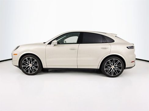 New 2026 Porsche Cayenne Coupe image 2