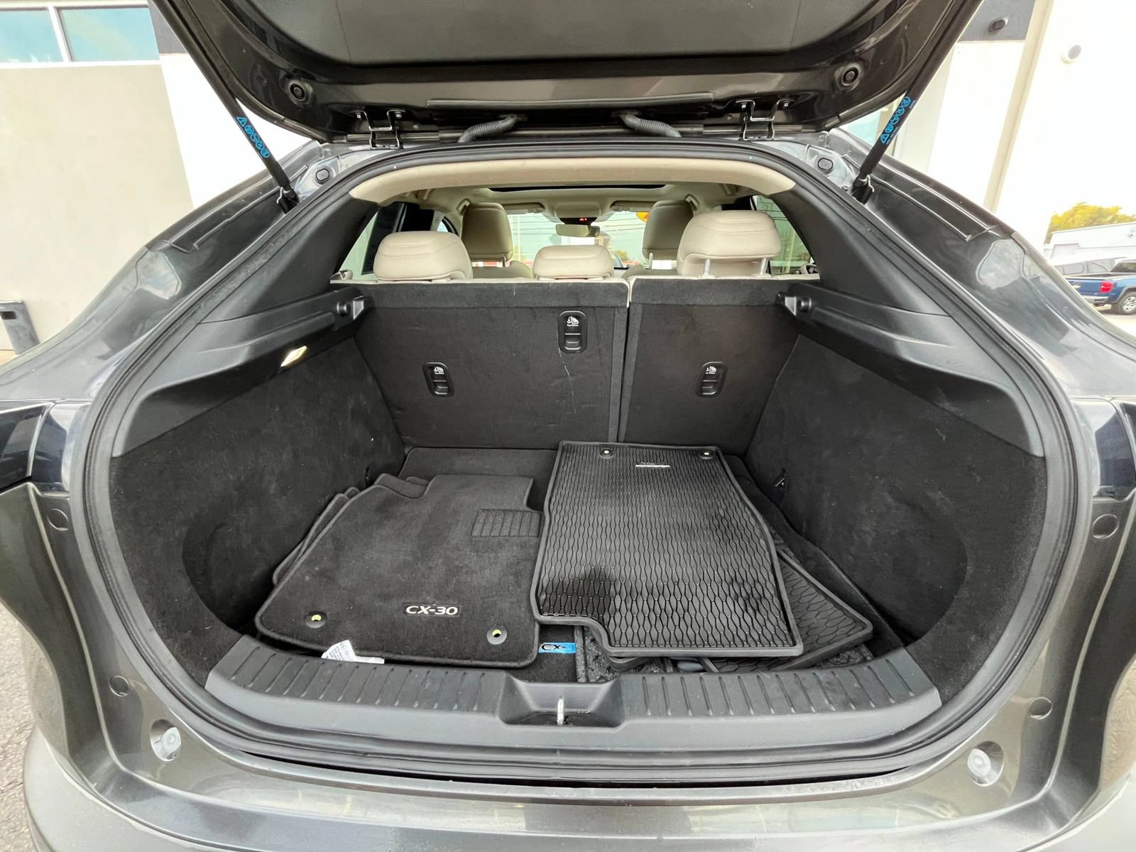 Used 2021 MAZDA CX-30 AWD 2.5 S w/ Preferred Package image 6