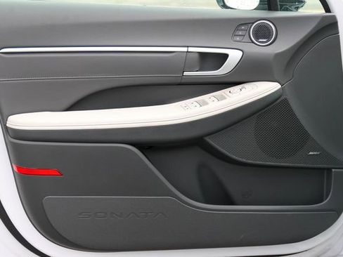 New 2026 Hyundai Sonata Limited image 11