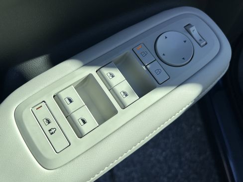 New 2026 Hyundai Santa Fe SEL image 18