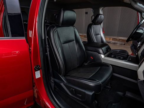 Used 2021 Ford F350 Lariat image 30