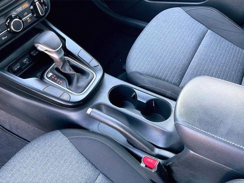 Certified 2021 Kia Soul S image 17