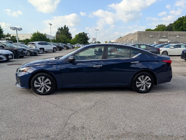 Used 2024 Nissan Altima 2.5 S FWD image 6