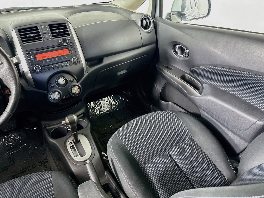 Used 2014 Nissan Versa Note SV FWD image 23