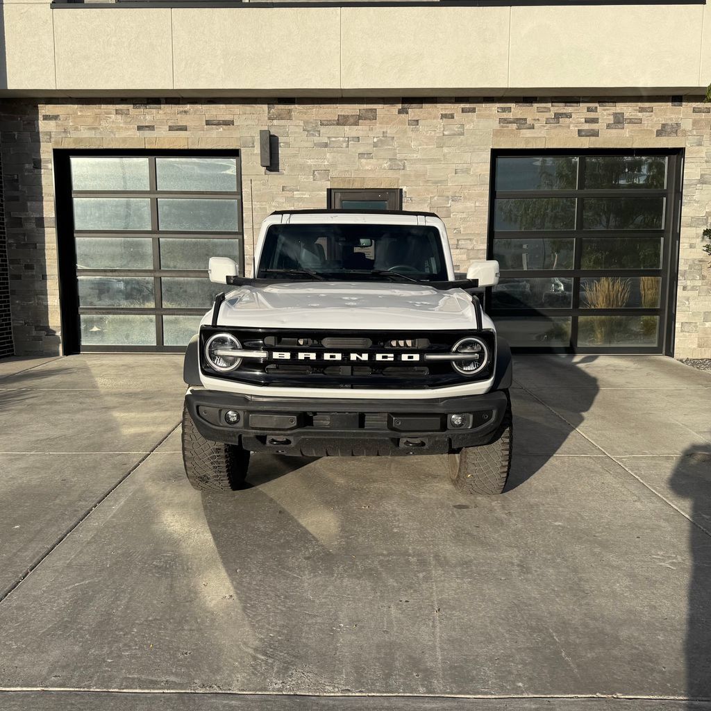 Used 2023 Ford Bronco Outer Banks w/ Sasquatch Package AWD/4WD image 8