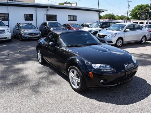 Used 2006 MAZDA MX-5 Miata Touring RWD image 8