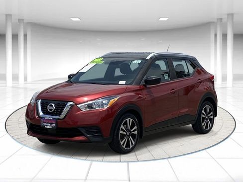 Certified 2020 Nissan Kicks SV FWD image 1