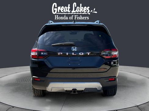 New 2026 Honda Pilot TrailSport image 4