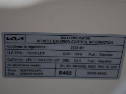 Used 2025 Kia Sorento SX Prestige AWD/4WD image 26