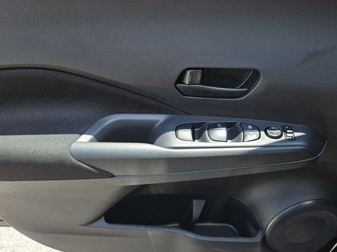 Used 2025 Nissan Kicks Play S FWD image 16