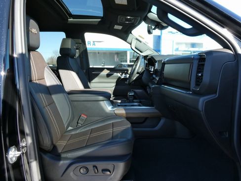 Certified 2025 Chevrolet Silverado 1500 High Country w/ Midnight Edition image 16