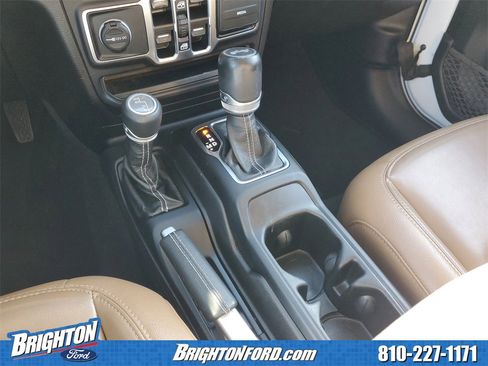 Used 2021 Jeep Wrangler Unlimited Sahara image 28