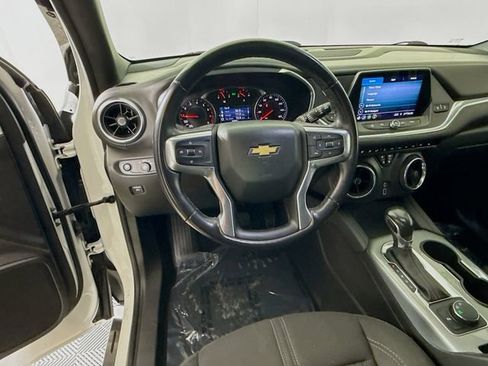 Used 2020 Chevrolet Blazer LT image 11