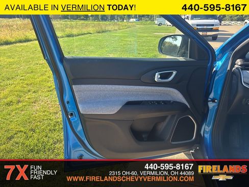 Used 2023 Jeep Compass Latitude w/ Convenience Group image 9