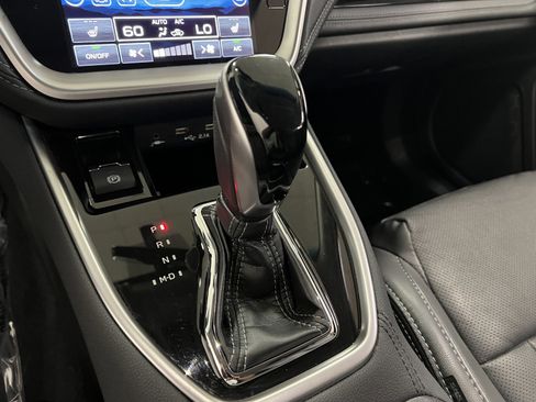 Used 2021 Subaru Outback Limited w/ Popular Package #2 image 19