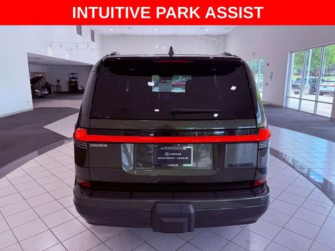 Used 2024 Lexus GX 550 w/ Accessory Package (Z1) AWD/4WD image 6