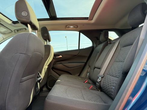 Used 2020 Chevrolet Equinox LT image 18