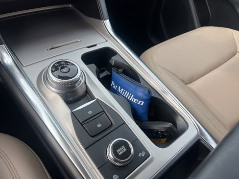 Certified 2023 Ford Explorer XLT w/ Equipment Group 202A image 15