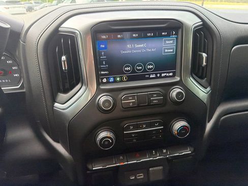 Used 2020 Chevrolet Silverado 1500 LT w/ Trailering Package AWD/4WD image 10