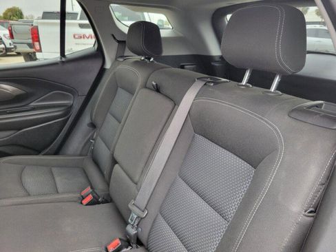 Used 2023 GMC Terrain SLE w/ Elevation Edition image 25