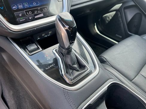Used 2022 Subaru Outback Limited AWD/4WD image 34
